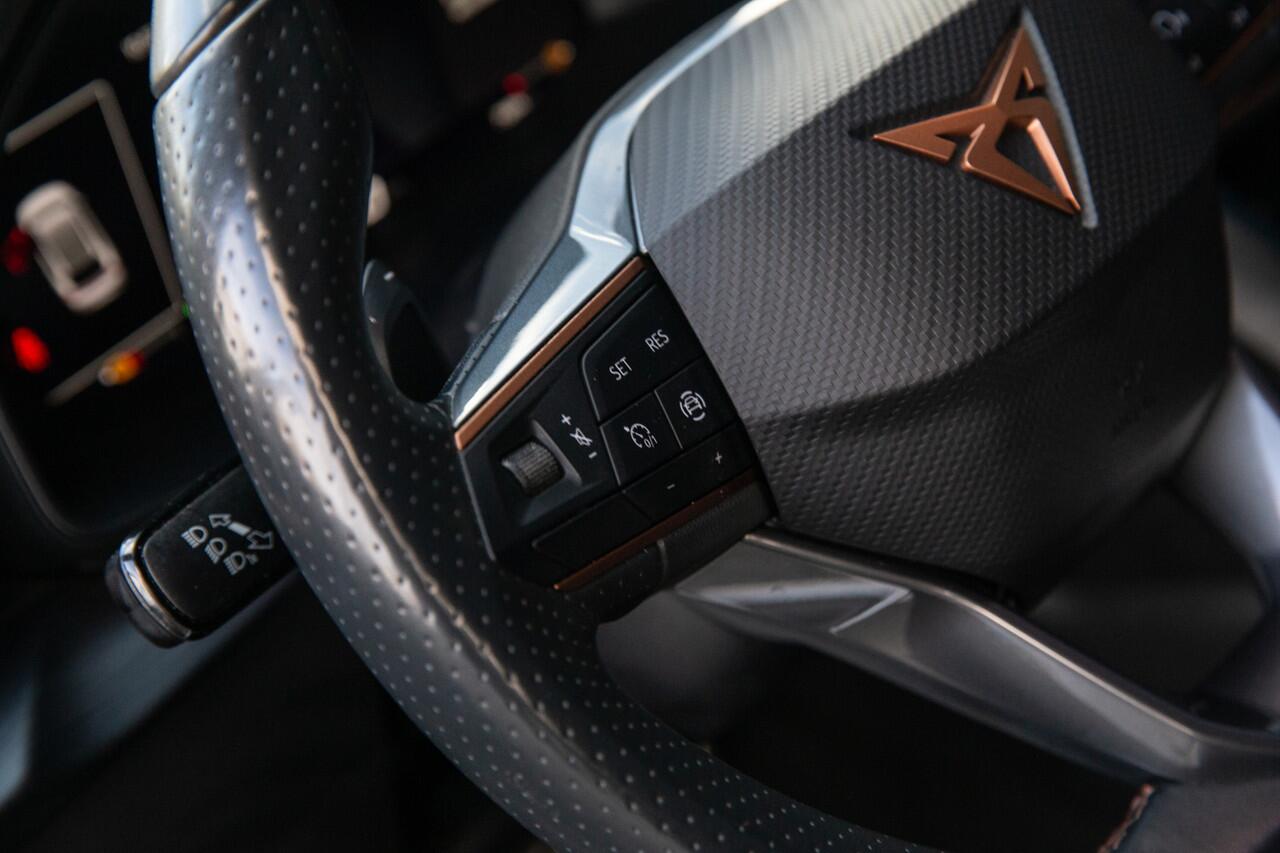 Cupra Leon Sportstourer 1.4 e-Hybrid VZ Business , Stuurverwarming, Sfeerverlichting,