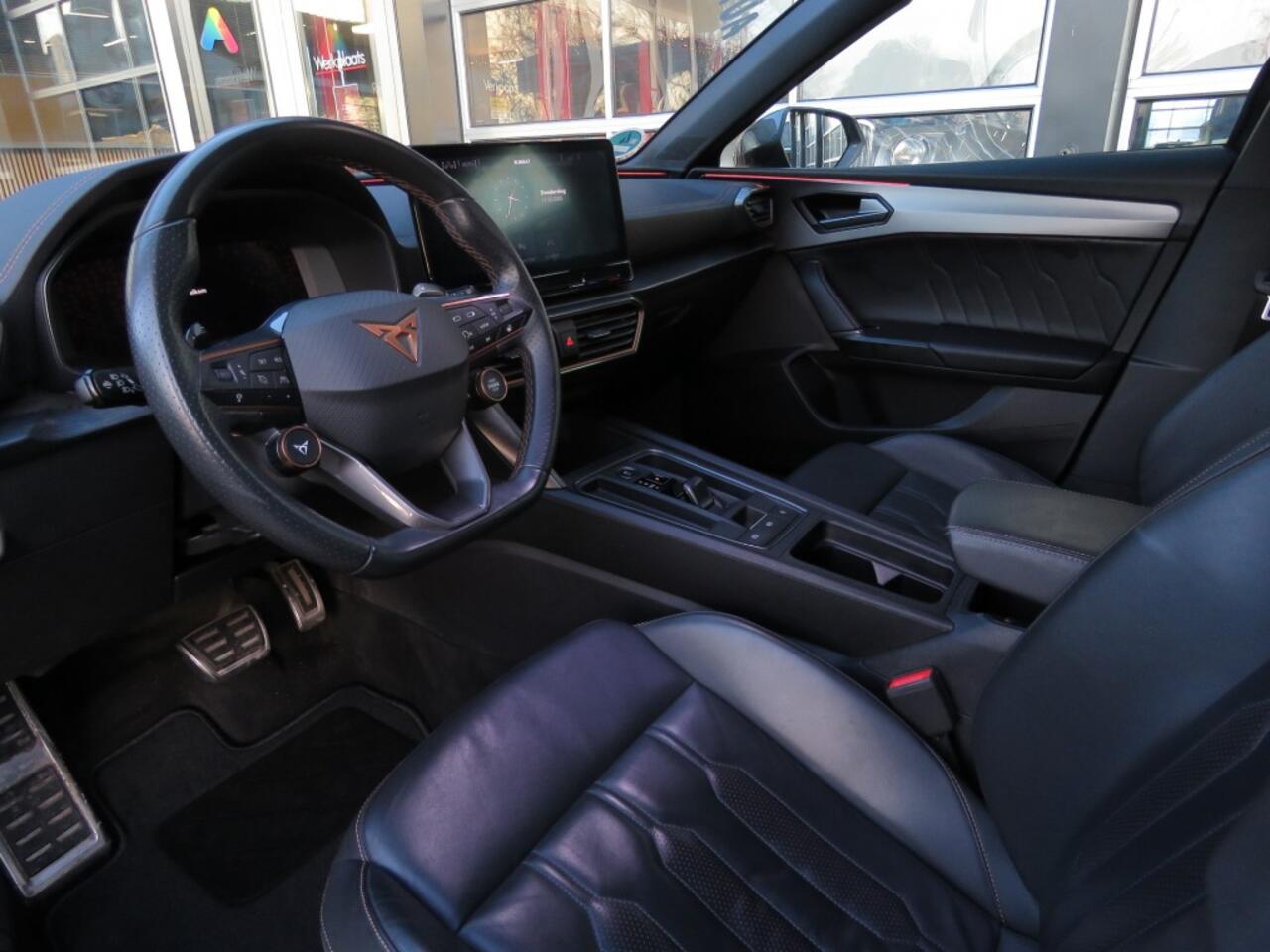 Cupra Leon Sportstourer 1.4 e-Hybrid 245pk COPPER ED. / 19 Inch / Sportstoelen / Stoel-stuurverw. / Leder / Memory / BOVAG garantie