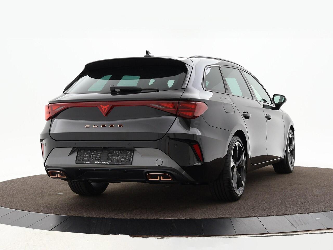 Cupra Leon Sportstourer 1.5 e-Hybrid 204pk DSG · Camera · Apple/Android Car play · Elek. Trekhaak · Keyless · 18'' Inch · Garantie t/m 21-05-2028 of 100.000km