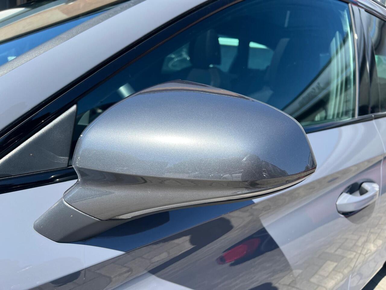 Cupra Leon Sportstourer 1.5 eTSI Business Edition Plus schuif/kanteldak