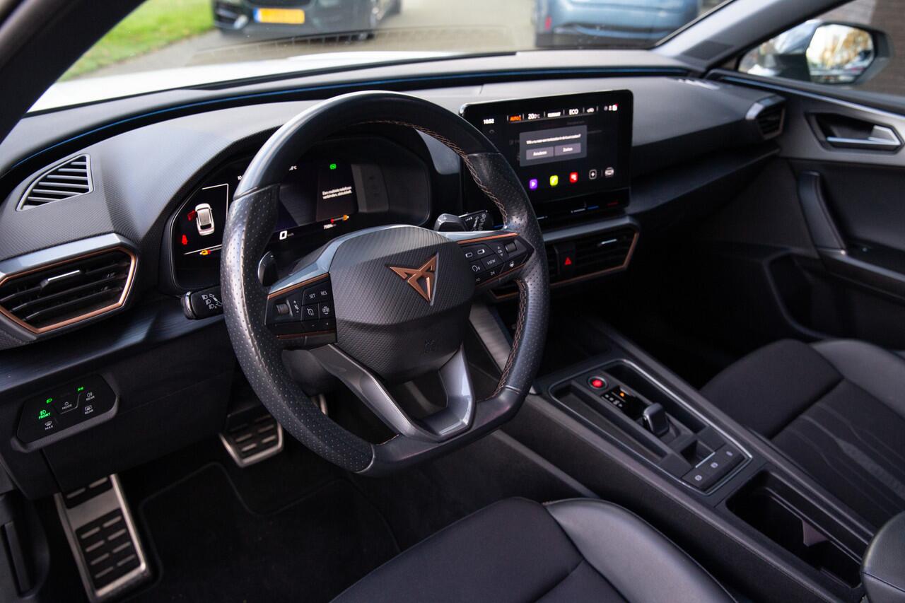 Cupra Leon Sportstourer 1.4 e-Hybrid VZ Business , Stuurverwarming, Sfeerverlichting,