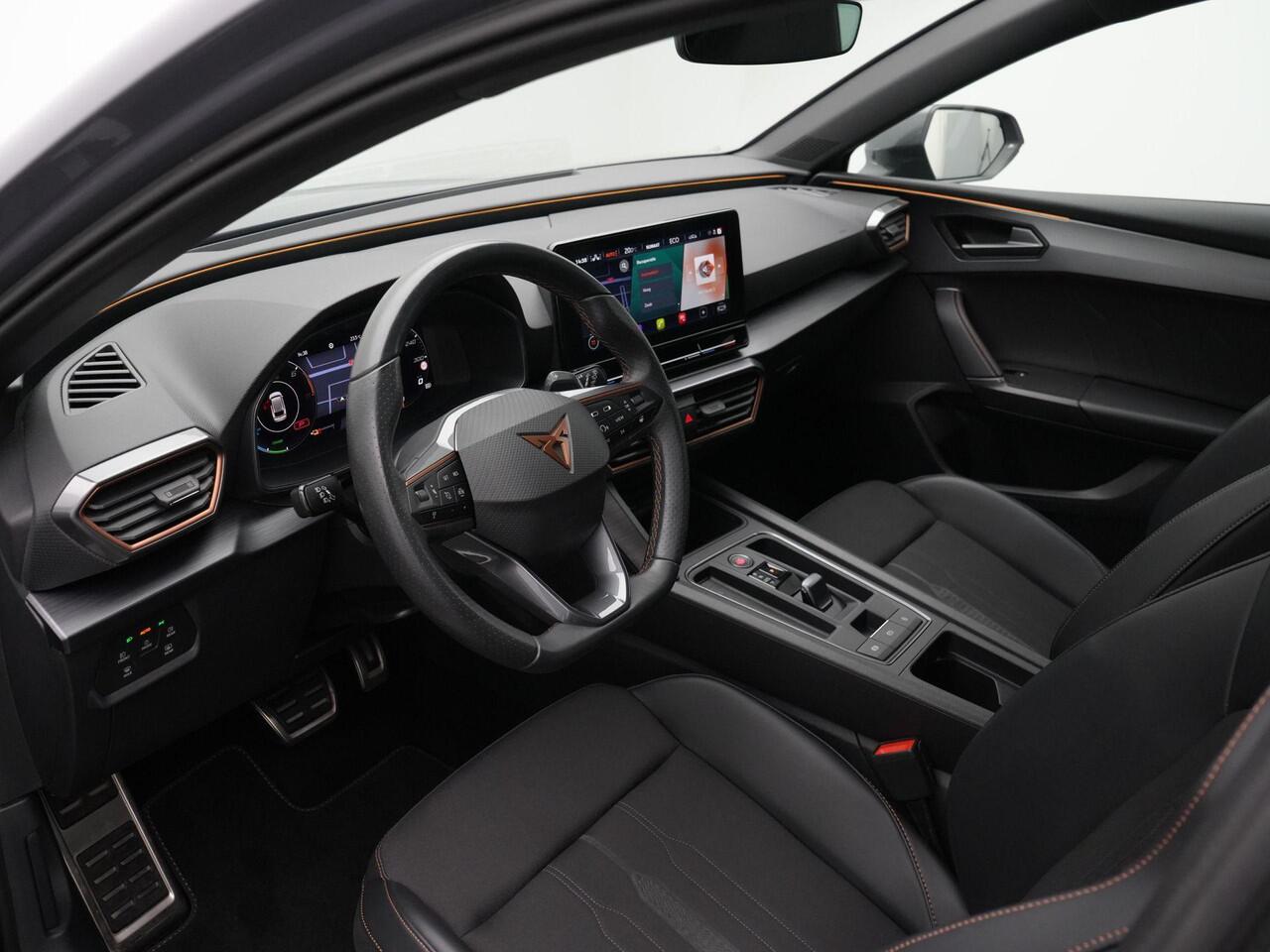 Cupra Leon Sportstourer 1.4 e-Hybrid 245 pk DSG VZ Performance | Adaptief sportonderstel | Stuur-/stoelverwarming | Achteruitrijcamera