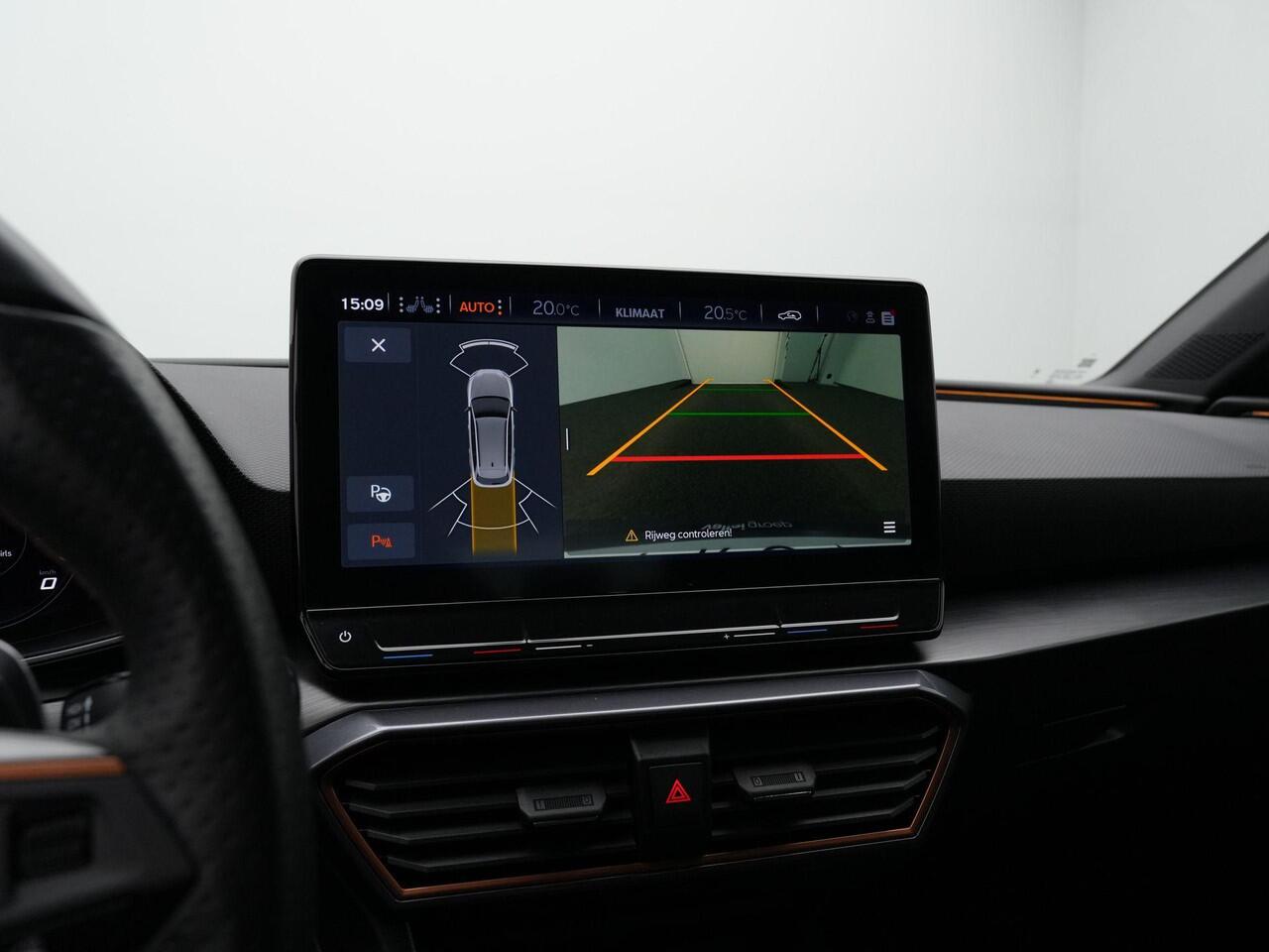 Cupra Leon Sportstourer 1.4 e-Hybrid 245 pk DSG VZ Performance | Trekhaak | Adaptief onderstel | Stuur-/stoelverwarming | Achteruitrijcamera