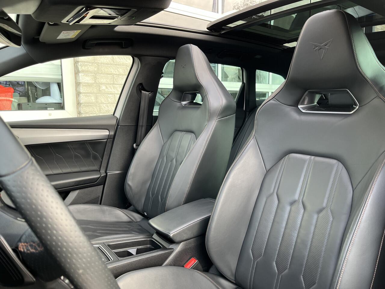 Cupra Leon Sportstourer 1.4 e-Hybrid VZ Performance / AUTOMAAT/ 245 PK/ PANO/ LEER/ SUPER-SPORTSTUUR/ ELEKTR. STOEL/ KEYLESS/ 19" LMV/ FULL LINK/ RIJ-MODI/ STOEL-STUUR VERWARM./ PARK. SENSOREN + CAMERA