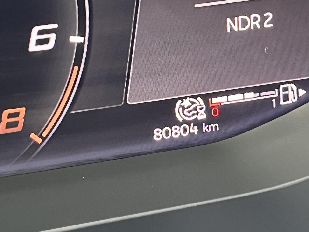 Cupra Leon Sportstourer 1.4 e-Hybrid Performance / AUTOMAAT/ DIGITAL DASH/ ADAPT. CRUISE/ RIJ-MODI/ FULL LINK/ PARK. SENSOREN + CAMERA/ NAVI/ DAB/ LED