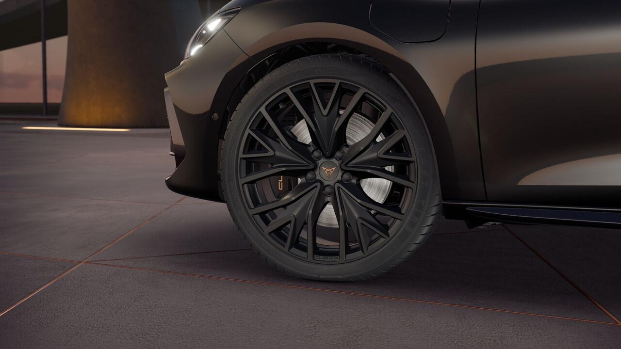 Cupra Leon Sportstourer 1.5 TSI e-Hybrid 272 6DSG VZ Performance | Achteruitrijcamera | Digitaal instrumentenpaneel (Virtual Cockpit) | Draadloze Apple CarPlay(TM), Android Auto(TM)