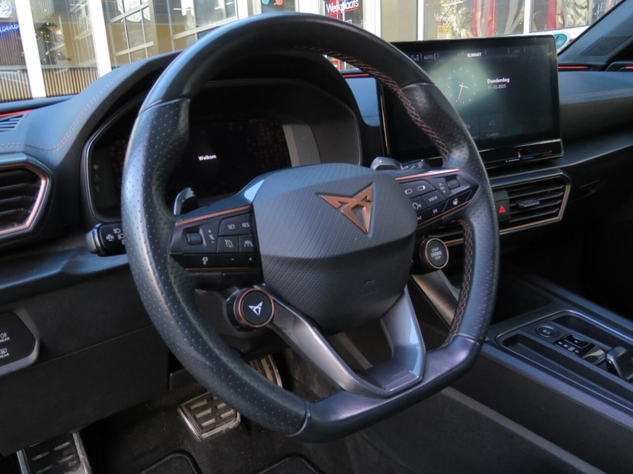 Cupra Leon Sportstourer 1.4 e-Hybrid 245pk COPPER ED. / 19 Inch / Sportstoelen / Stoel-stuurverw. / Leder / Memory / BOVAG garantie