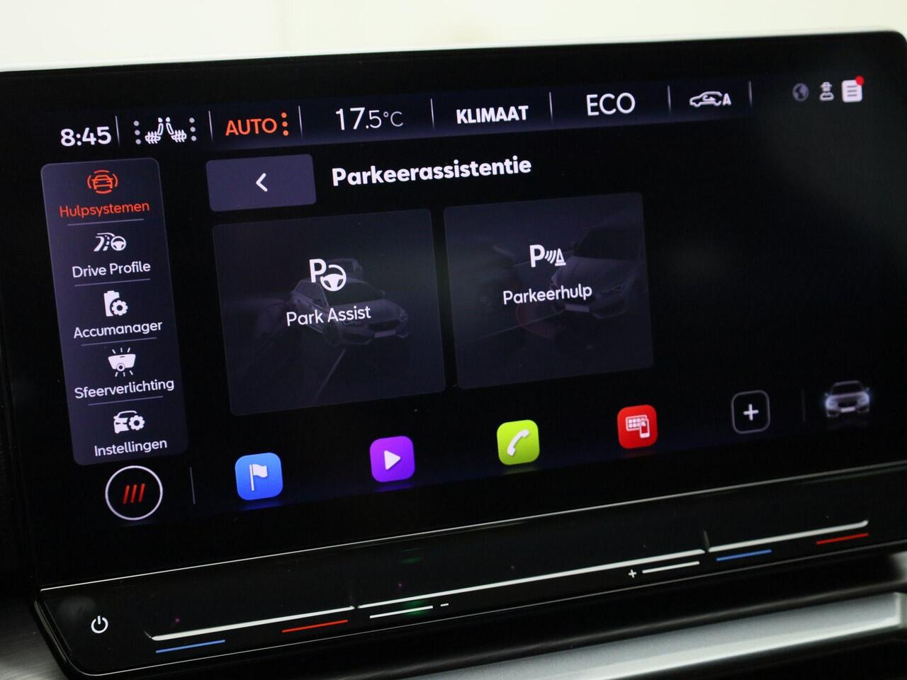 Cupra Leon Sportstourer 1.4e-Hybrid 150kW 204PK VZ DSG automaat · Navigatie · Apple/Android Car Play · Camera + Parkeersensoren · Keyless