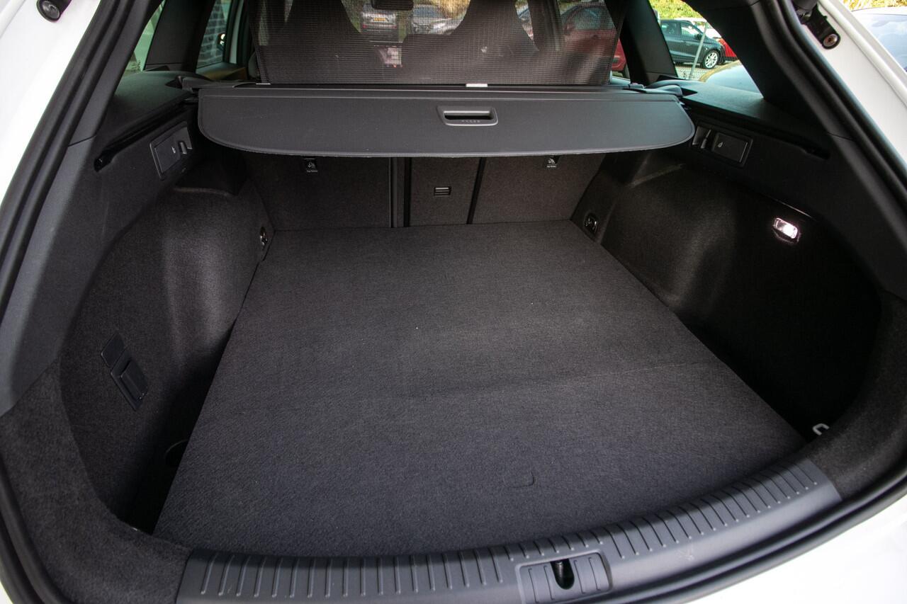 Cupra Leon Sportstourer 1.4 e-Hybrid PHEV Business | Adapt Cruise | 18" Lmv | Elek achterklep