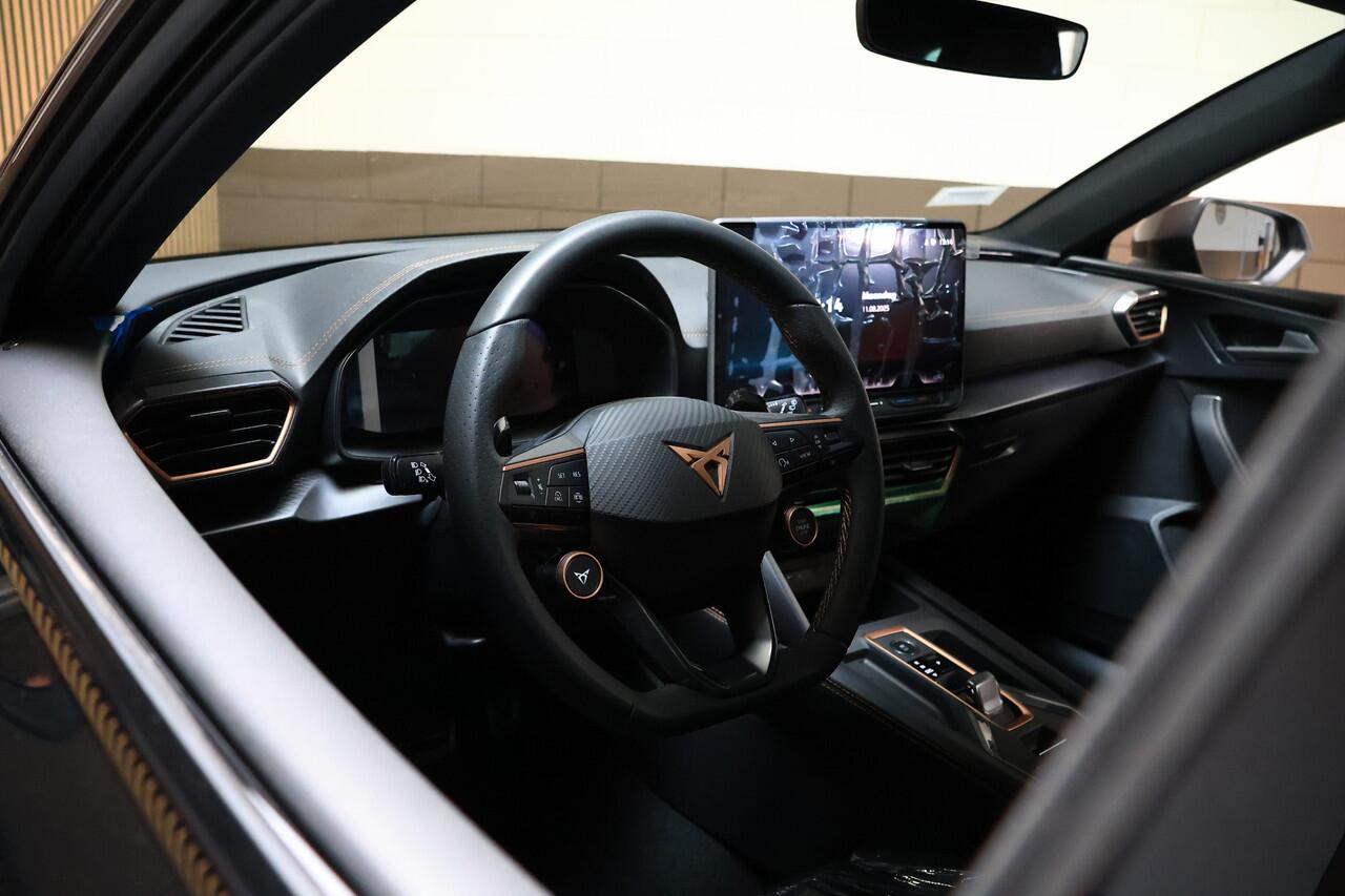 Cupra Leon Sportstourer 1.5 TSI e-Hybrid Business LED/Keyless/Camera/Virtual Cockpit/Elek. klep/Acc/18"/Trekhaak wegkl.