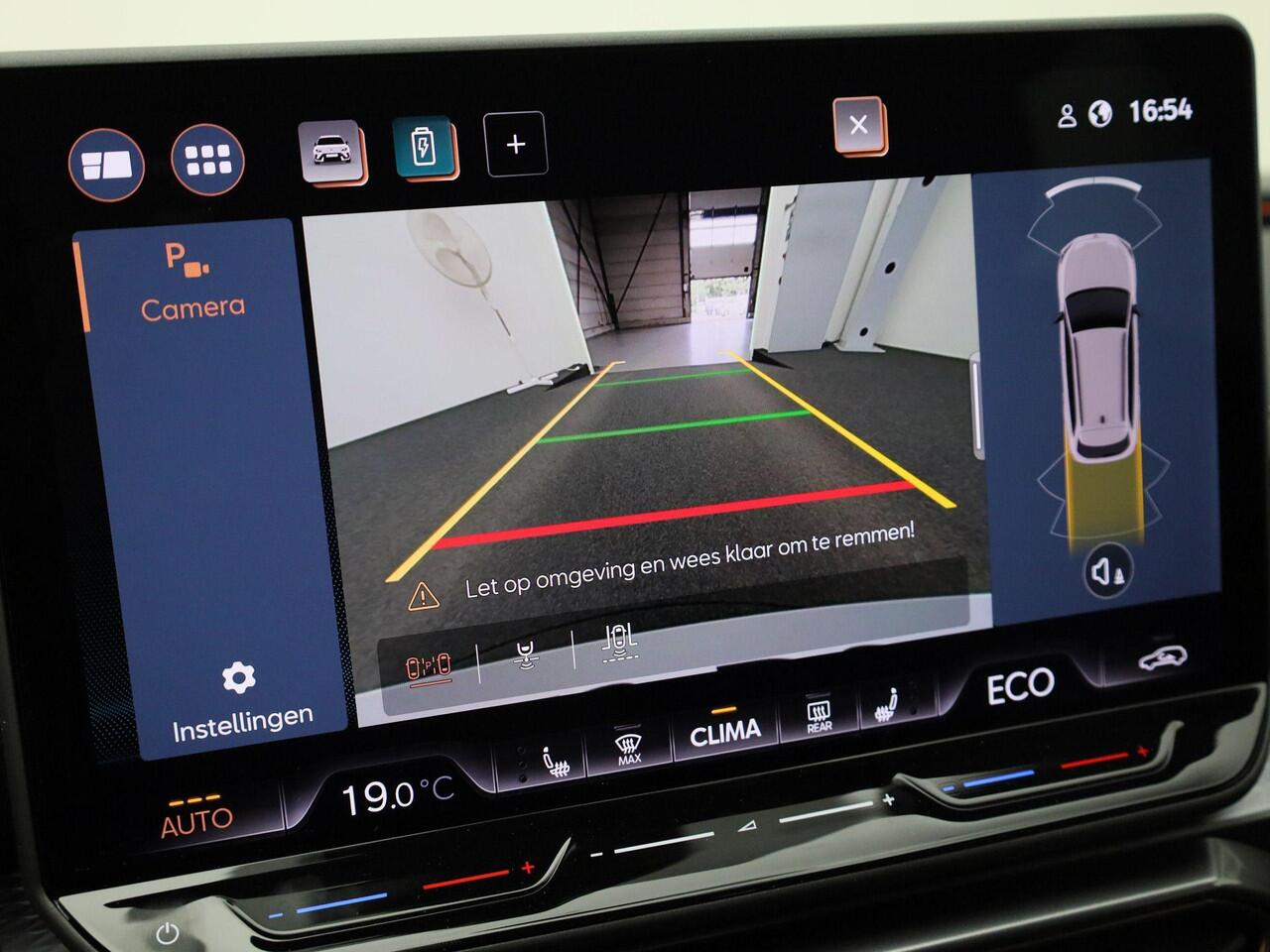 Cupra Leon Sportstourer 1.5 TSIe-Hybrid 150kW/204PK DSG · Apple/Android Car Play · Camera + Parkeersensoren · LED · Garantie tot 10-07-2028 of 90000km.