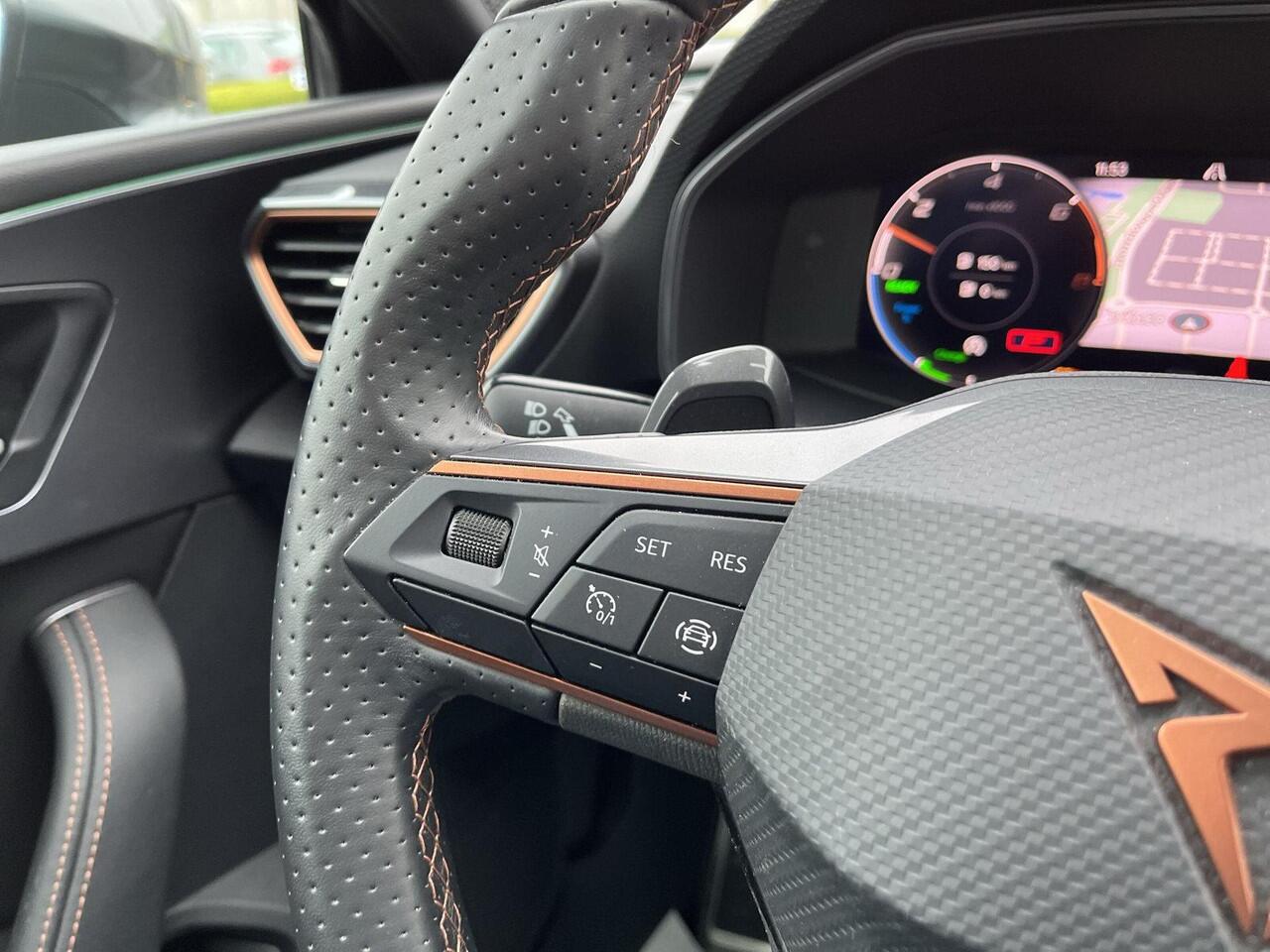 Cupra Leon Sportstourer 1.4 TSI e-Hybrid DSG | 204 pk | PHEV | Trekhaak | A. Camera | Navi | Elec. A-Klep | DCC |