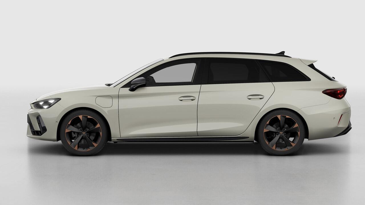 Cupra Leon Sportstourer 1.5 TSI e-Hybrid 204 6DSG Business | Achteruitrijcamera | Digitaal instrumentenpaneel (Virtual Cockpit) | Draadloze Apple CarPlay(TM), Android Auto(TM)
