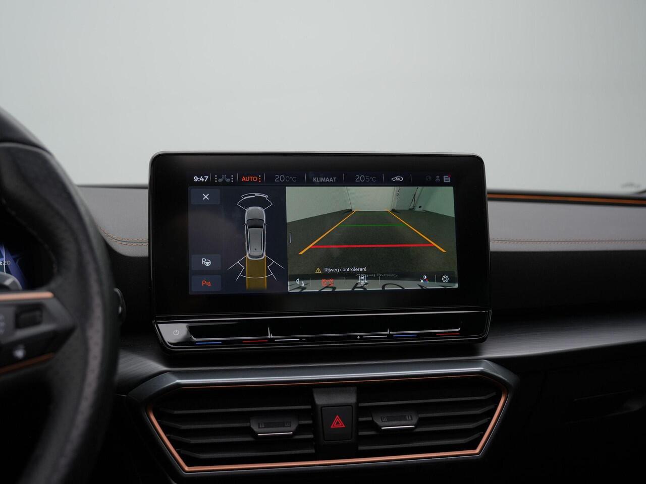 Cupra Leon Sportstourer 1.4 e-Hybrid 245 pk DSG VZ Performance | Panoramadak | Leder | Geheugenstoel | Adaptief sportonderstel | Stuur-/stoelverwarming