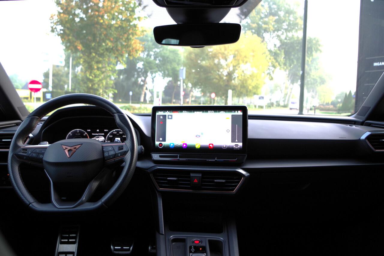 Cupra Leon Sportstourer 1.4 e-Hybrid Essential 204 PK PHEV, Kuipstoelen, Winterpakket, LED, Groot-Navigatie