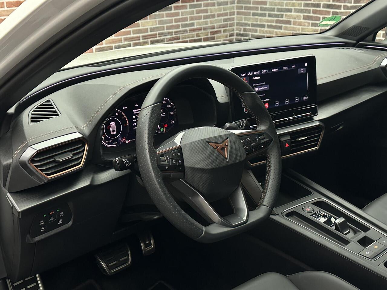 Cupra Leon Sportstourer Leon 2.0 ST Performance Trekhaak BTW Sfeer Virtual Memory