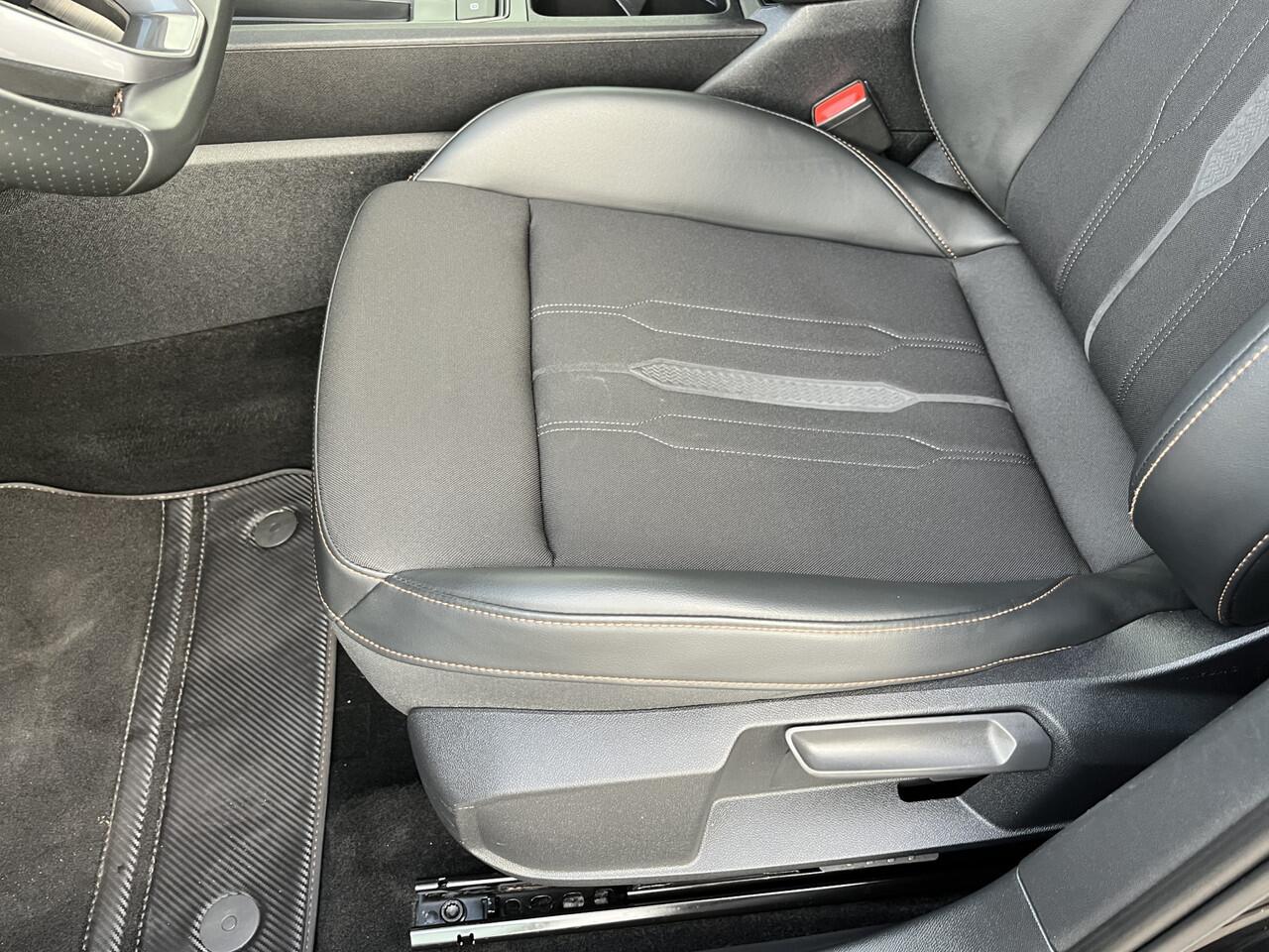 Cupra Leon Sportstourer 1.4 e-Hybrid Performance / AUTOMAAT/ DIGITAL DASH/ ADAPT. CRUISE/ RIJ-MODI/ FULL LINK/ PARK. SENSOREN + CAMERA/ NAVI/ DAB/ LED