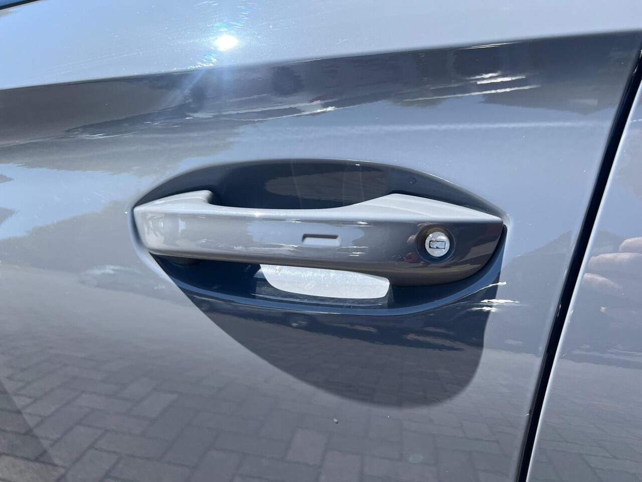 Cupra Leon Sportstourer 1.5 eTSI Business Edition Plus schuif/kanteldak