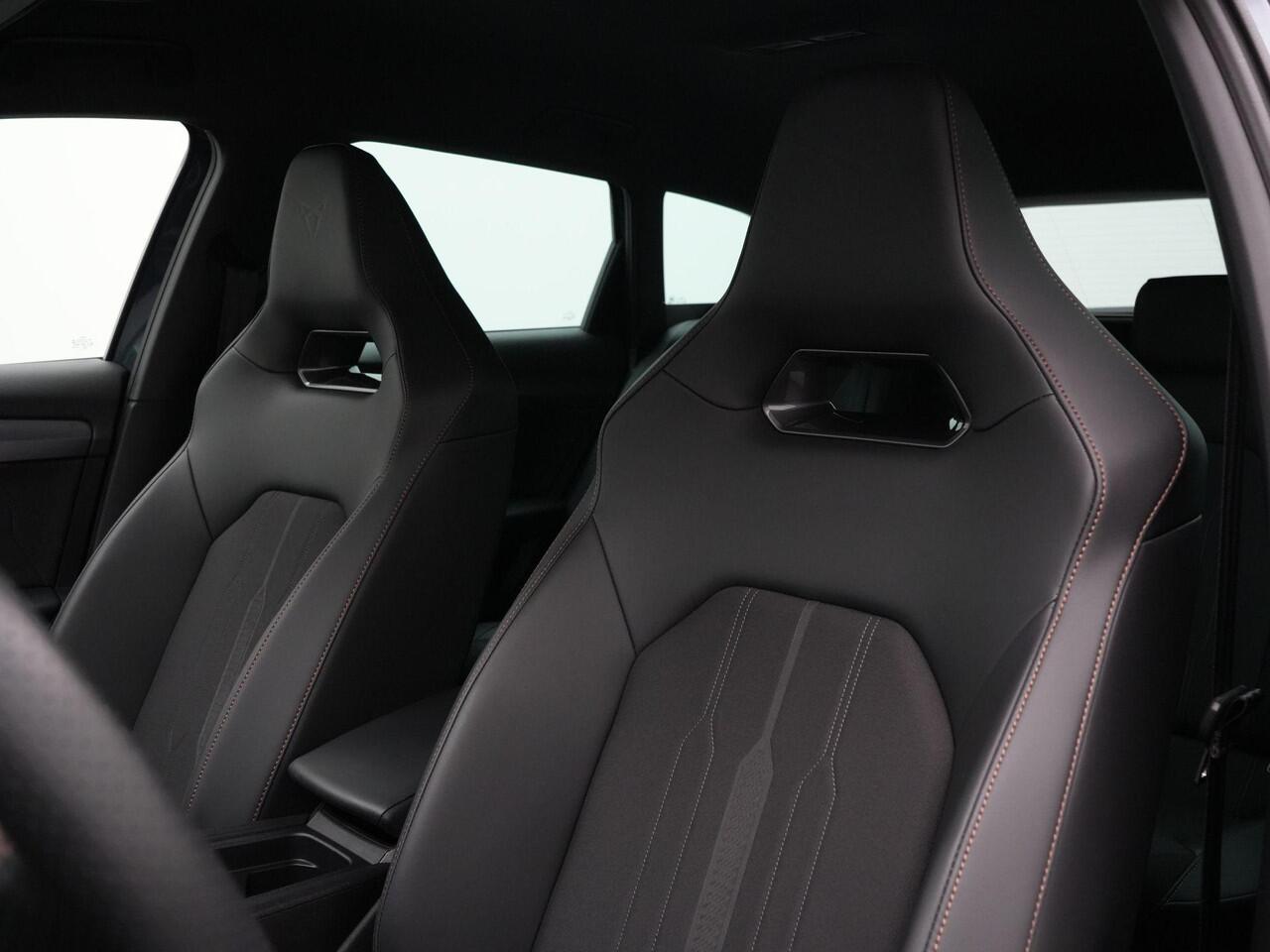 Cupra Leon Sportstourer 1.4 e-Hybrid 204 pk DSG VZ Business | Adaptief sportonderstel | Stuur-/stoelverwarming | Achteruitrijcamera | Navigatie | Adaptive Cruise