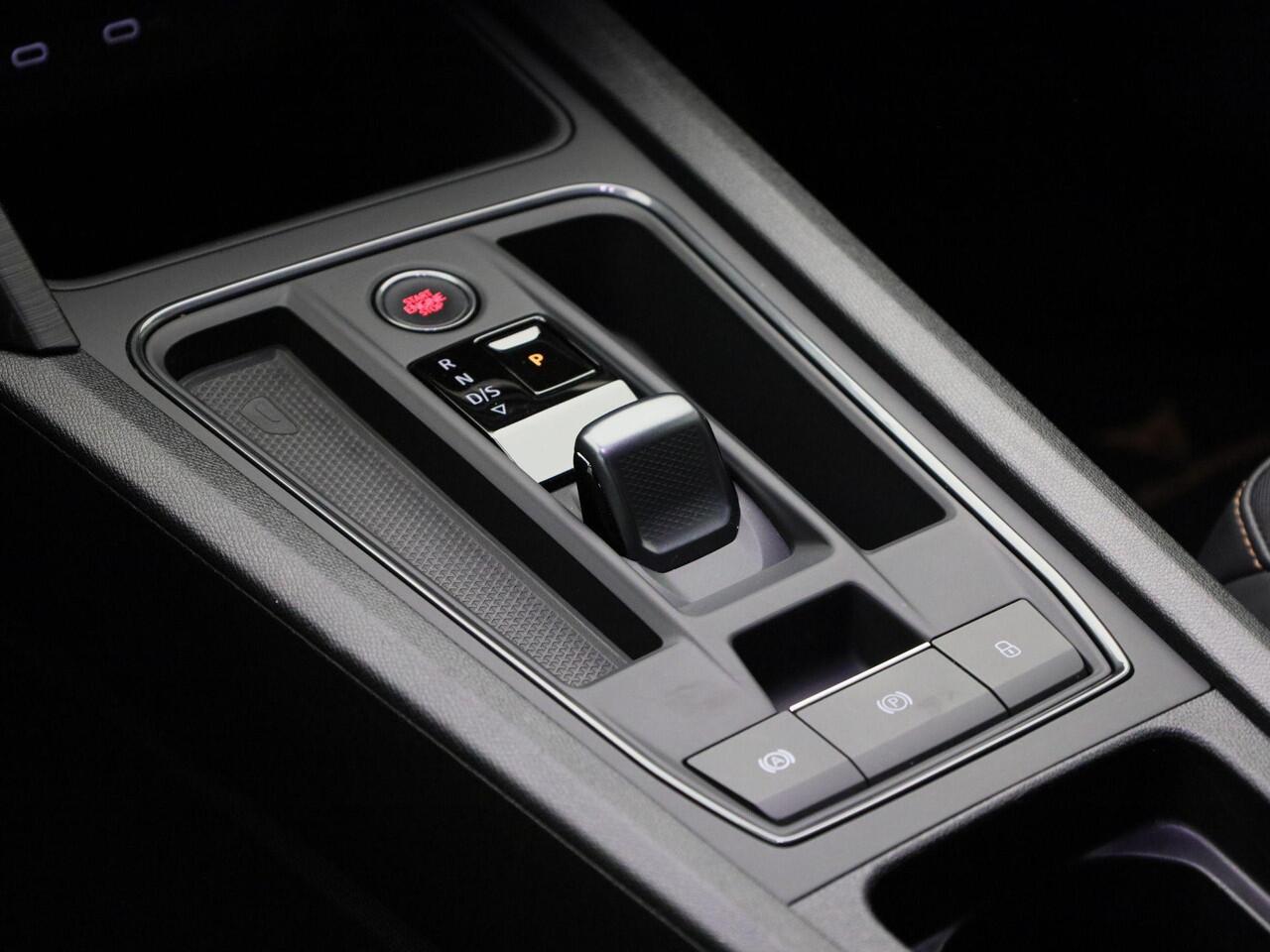 Cupra Leon Sportstourer 1.4e-Hybrid 180kW/245PK VZ DSG · Keyless · Navigatie · Camera + Parkeersensoren