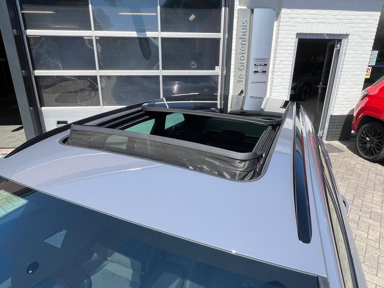 Cupra Leon Sportstourer 1.5 eTSI Business Edition Plus schuif/kanteldak