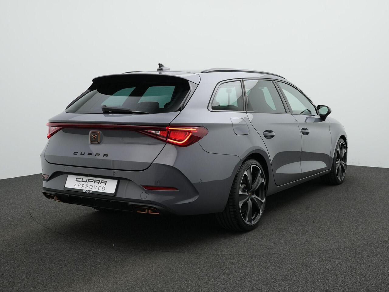Cupra Leon Sportstourer 1.4 e-Hybrid 245 pk DSG VZ Performance | Adaptief sportonderstel | Stuur-/stoelverwarming | Achteruitrijcamera