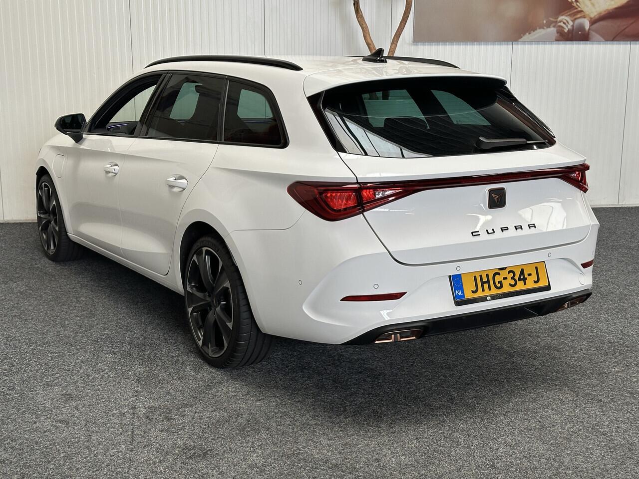 Cupra Leon Sportstourer 1.4 E-HYBRID VZ BUSINESS NAVIGATIE ADAPTIVE CRUISE CONTROL APPLE CARPLAY/ANDROID RIJSTROOKSENSOREN ACHTERUITRIJCAMERA ZEER MOOI !! 3010 Coen