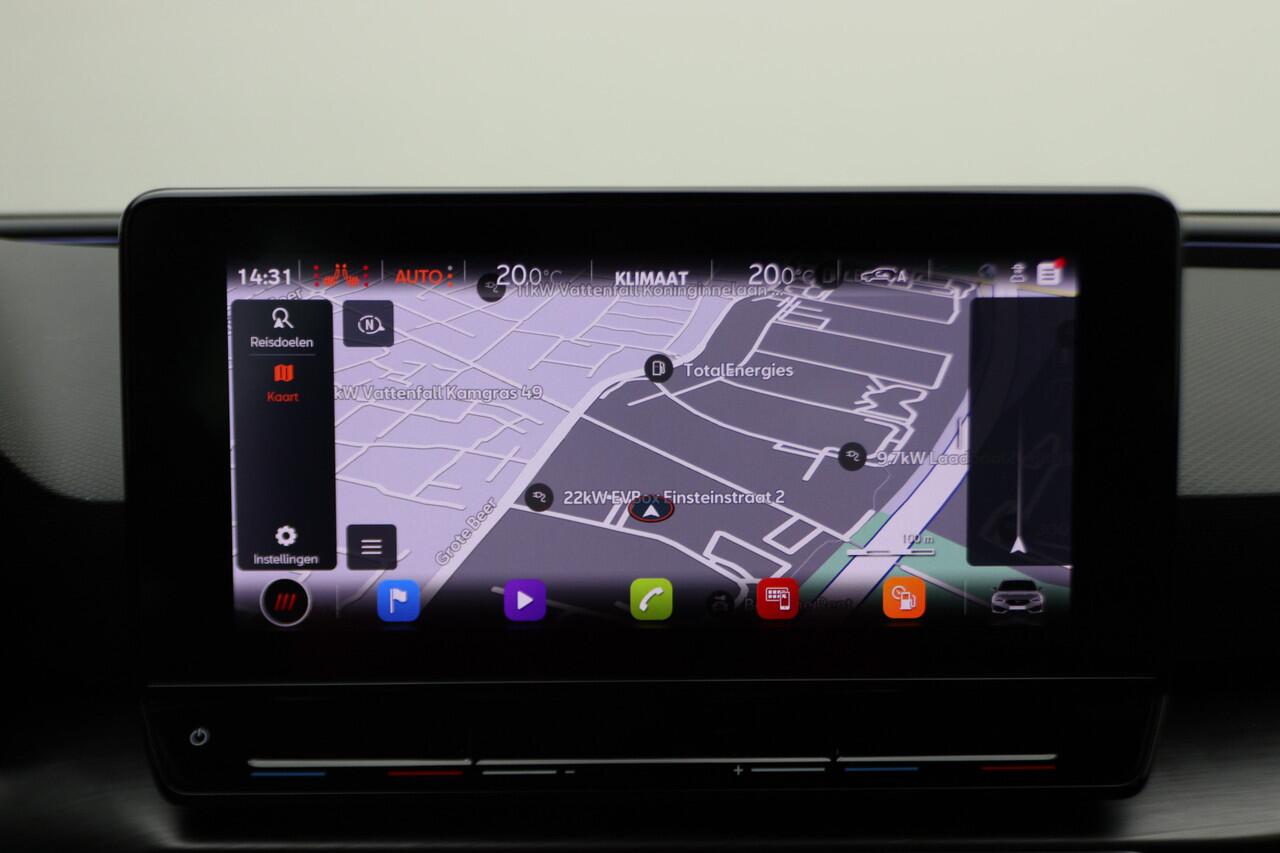 Cupra Leon Sportstourer 1.4 e-Hybrid VZ Adrenaline Virtual Cockpit, Kuipstoelen, Beats Audio, ACC, Camera, Keyless, 19"