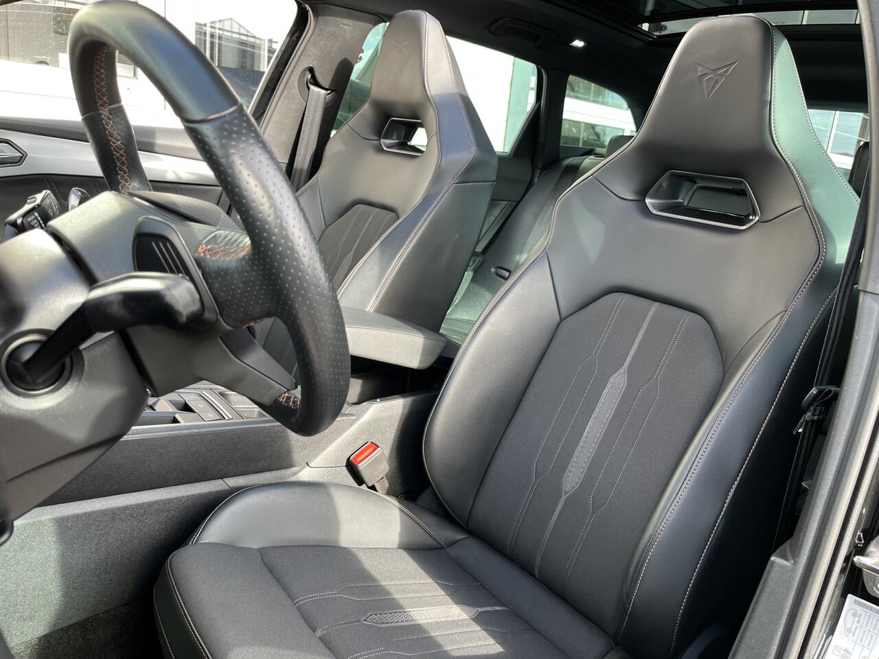 Cupra Leon Sportstourer 1.4 e-Hybrid Performance / AUTOMAAT/ PANO/ CAMERA/ PARK. SENSOREN/ MEMORY SEATS/ KEYLESS/ CRUISE/ STOEL-STUURVERWARM./ FULL LINK/ NAVI/ CLIMA/ DAB/ 18" LMV