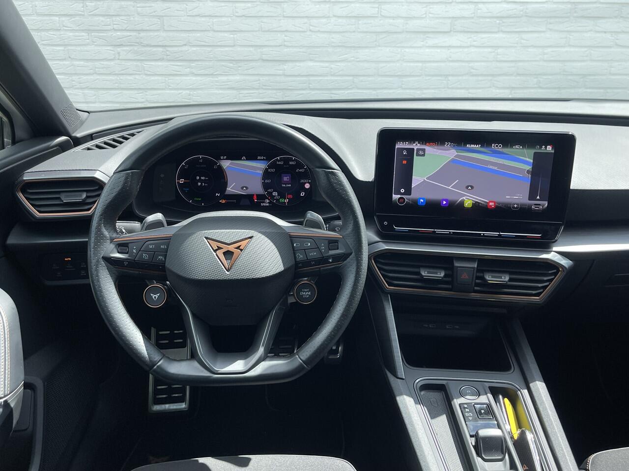 Cupra Leon Sportstourer 1.4 e-Hybrid VZ Performance | Pano | Camera | CarPlay | ACC | LED | Keyless | 19 inch