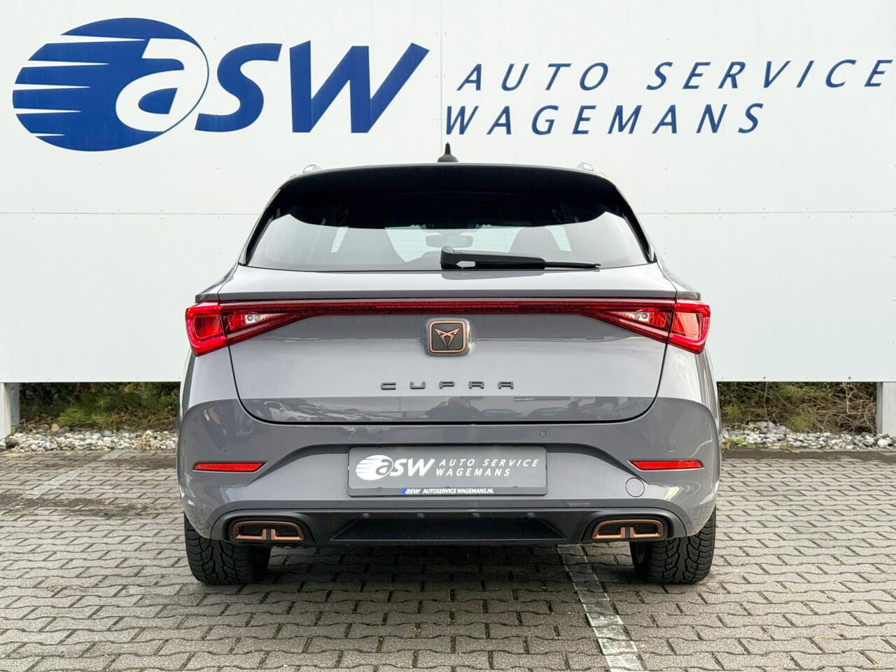 Cupra Leon Sportstourer 1.4 e-Hybrid Business | CarPlay | Cruise | LED | DAB+ | Keyless | Sfeerverlichting | 18 inch