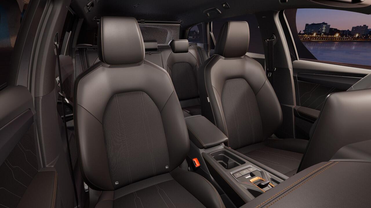 Cupra Leon Sportstourer 1.5 TSI e-Hybrid 204 6DSG Essential | Digitaal instrumentenpaneel (Virtual Cockpit) | Draadloze Apple CarPlay(TM), Android Auto(TM) | Elektronisch Sperdifferentieel (XDS)