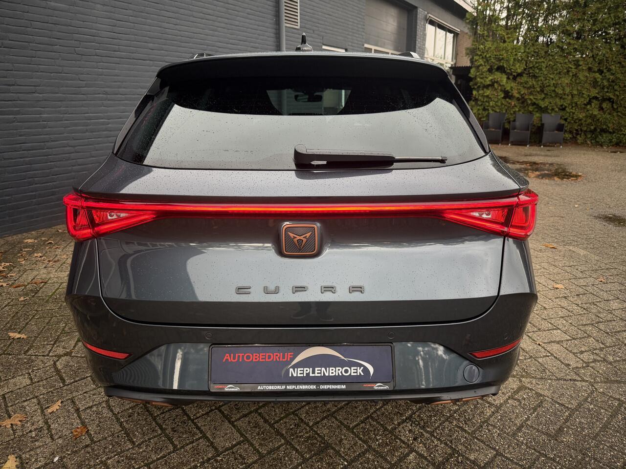 Cupra Leon Sportstourer 1.4 e-Hybrid VZ Adrenaline 245pk 1e eigen dealer onderhouden !!
