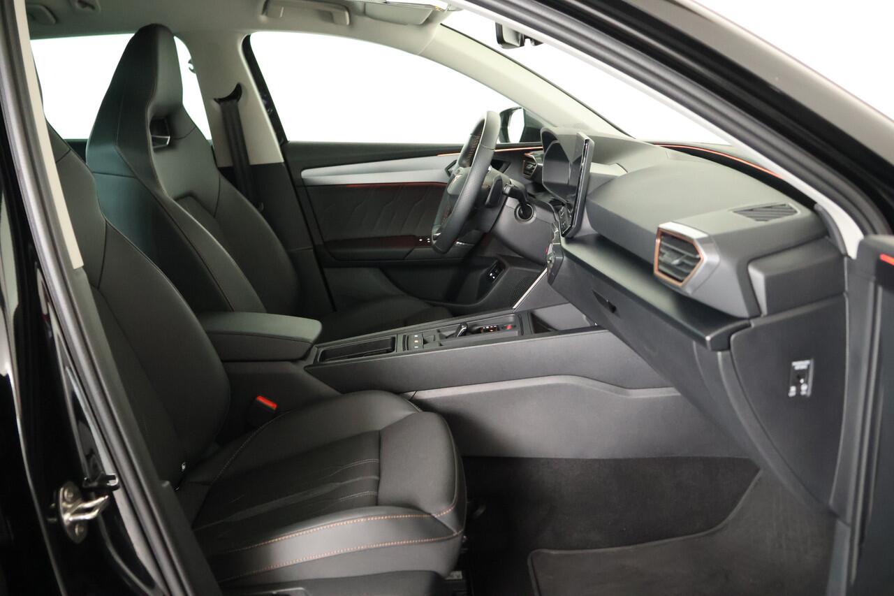 Cupra Leon Sportstourer 1.4 e-Hybrid Essential / LED / Navi / CarPlay / Travelassist / Cam