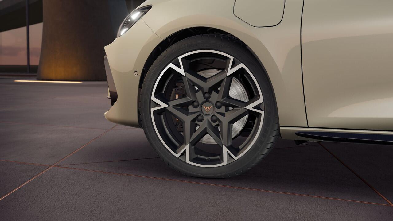 Cupra Leon Sportstourer 1.5 TSI e-Hybrid 272 6DSG VZ Performance | Achteruitrijcamera | Digitaal instrumentenpaneel (Virtual Cockpit) | Draadloze Apple CarPlay(TM), Android Auto(TM)