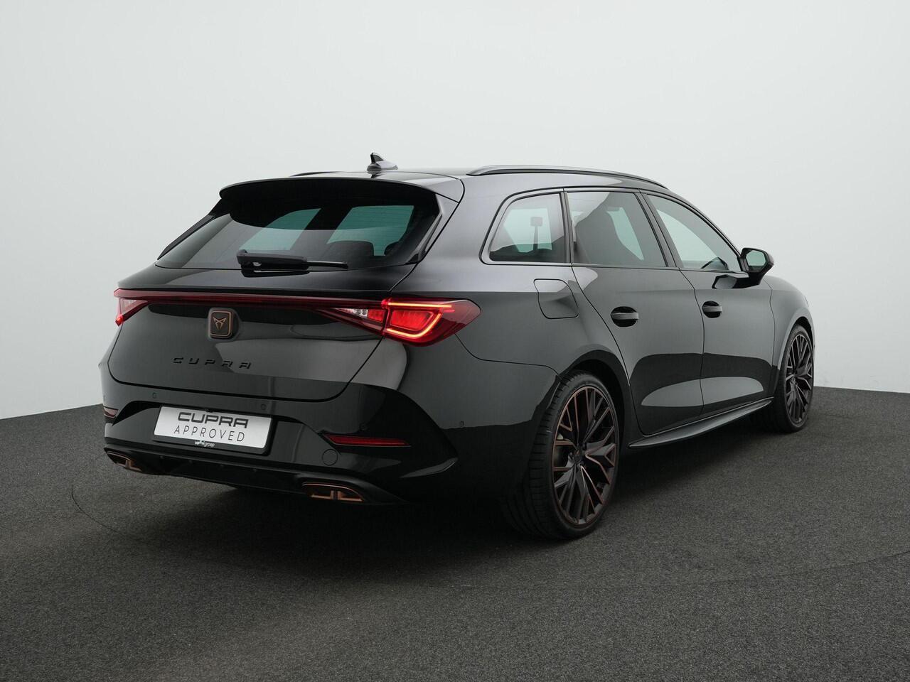 Cupra Leon Sportstourer 1.4 e-Hybrid 245 pk DSG VZ Performance | Sabelt kuipstoelen | Matrix LED | Adaptief onderstel | Stuur-/stoelverwarming | Achteruitrijcamera