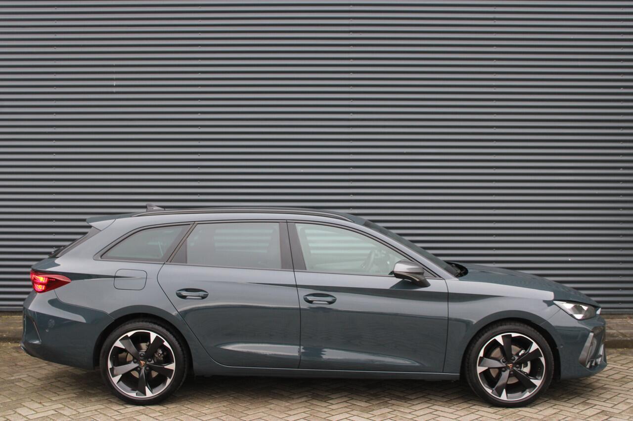 Cupra Leon Sportstourer 1.5 eTSI 150PK DSG Facelift Full-LED Elek-Trekhaak Camera Carplay