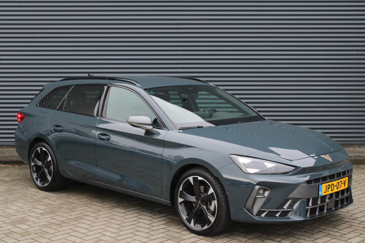 Cupra Leon Sportstourer 1.5 eTSI 150PK DSG Facelift Full-LED Elek-Trekhaak Camera Carplay