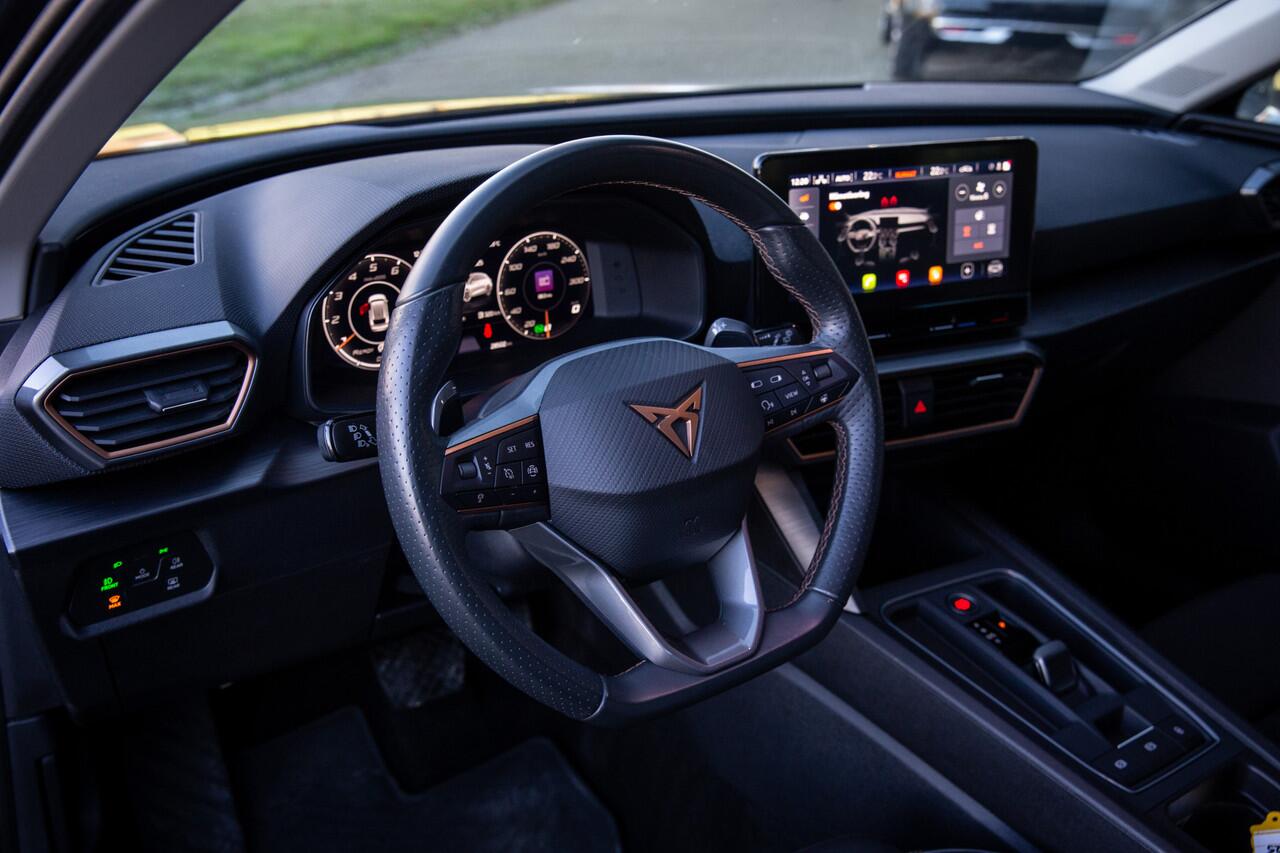 Cupra Leon Sportstourer 1.5 eTSI Business Edition | Trekhaak, Achteruitrijcamera, Apple Carplay/Android