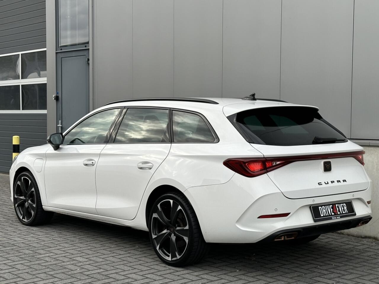 Cupra Leon Sportstourer 1.4 e-Hyb 245 VZ CLIMATE PDC NAVI ELEK PAKKET SPORTVELGEN