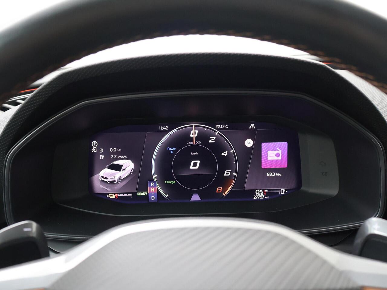 Cupra Leon Sportstourer 1.4 e-Hybrid 245 PK | SoH 91% | Virtual Cockpit | Navigatie | Achteruitrijcamera | Adaptive cruise Controle | Stoelverwarming | Stuurwielverwarming |