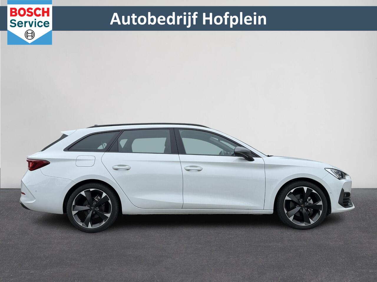 Cupra Leon Sportstourer 1.5 eTSI Automaat Business Edition | Panorama Schuifdak | Navigatie | Climate Control | LED Verlichting | 18"Lmv | Camera | Keyless Go | Apple Carplay/Android Auto ( Vestiging - Vianen )