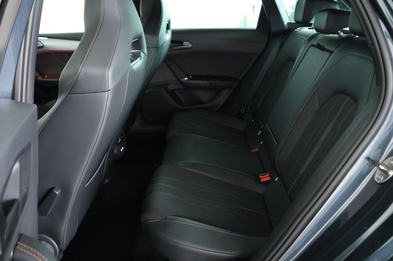 Cupra Leon Sportstourer 1.4 e-Hybrid Adrenalin / LED / Navi / CarPlay / Travelassist / Cam