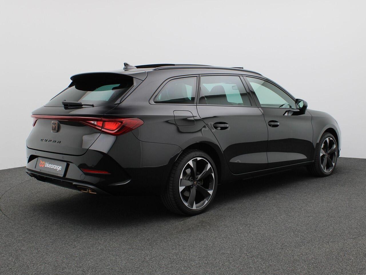 Cupra Leon Sportstourer 1.4 e-Hybrid Business 204PK DSG Pano-Schuifdak, Adaptieve Cruise Controle, Virtual Pedal, Side Assist, Keyless, Stoel-Stuurverwarming, Memorystoel, 18" LM Velgen