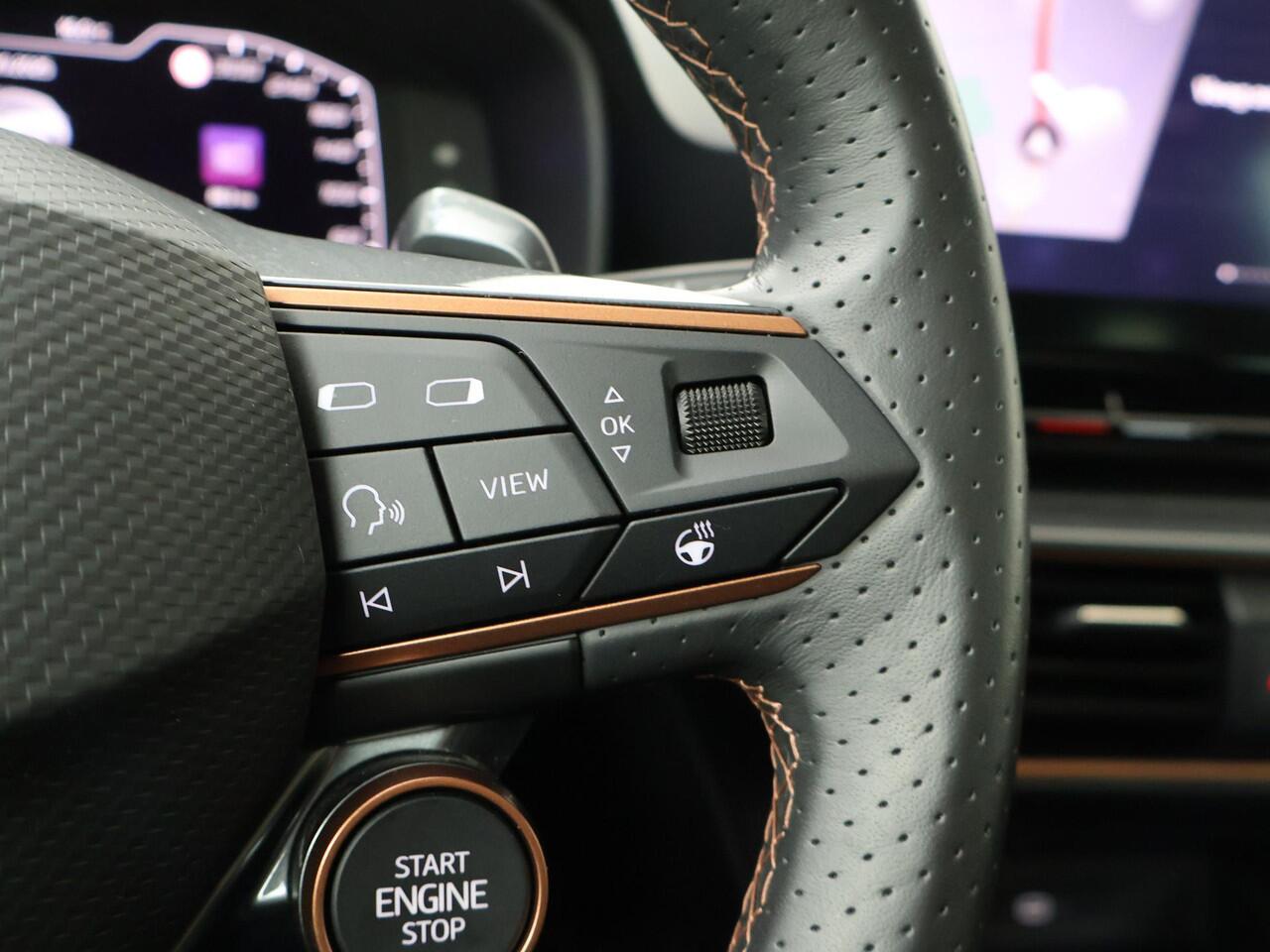 Cupra Leon Sportstourer 1.4 e-Hybrid VZ Performance | 245 PK | SoH 97% | Panoramadak | Elek. achterklep | Adaptive cruise control |