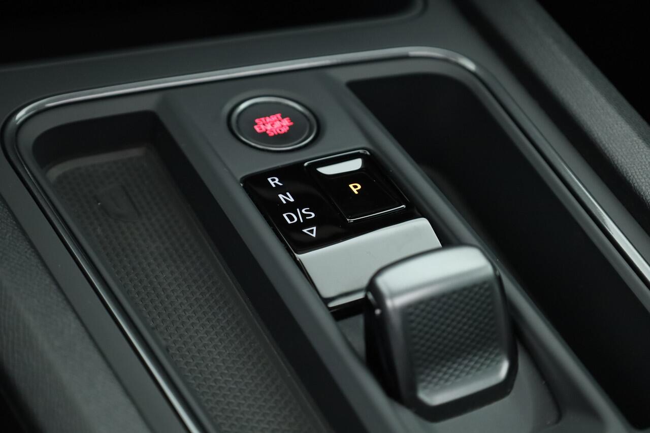 Cupra Leon Sportstourer 1.4 e-Hybrid | Pano | Adapt. Cruise | Camera | Keyless | Memory seat | Apple CarPlay