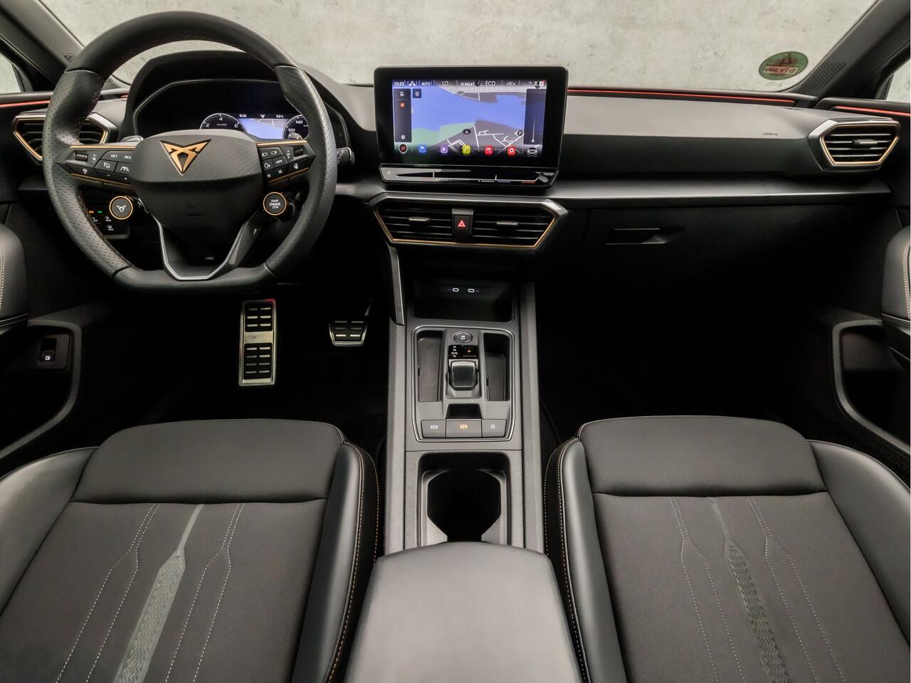 Cupra Leon 1.4 e-Hybrid VZ Adrenaline 245Pk Automaat (SCHUIFDAK, APPLE CARPLAY, GROOT NAVI, MEMORY SEATS, STUUR/STOELVERWARMING, KUIPSTOELEN, CAMERA, ADAPTIVE CRUISE, SFEERVERLICHTING, NIEUWSTAAT)