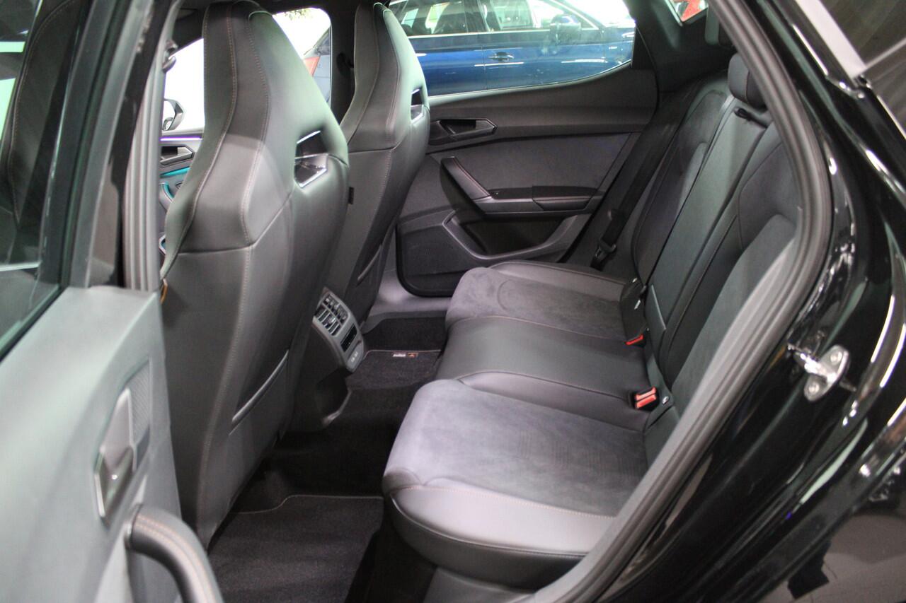 Cupra Leon 1.5 TSI 272pk e-Hybrid VZ Performance / Pano / Sennheiser audio / Side skirts / 5 jaar garantie /