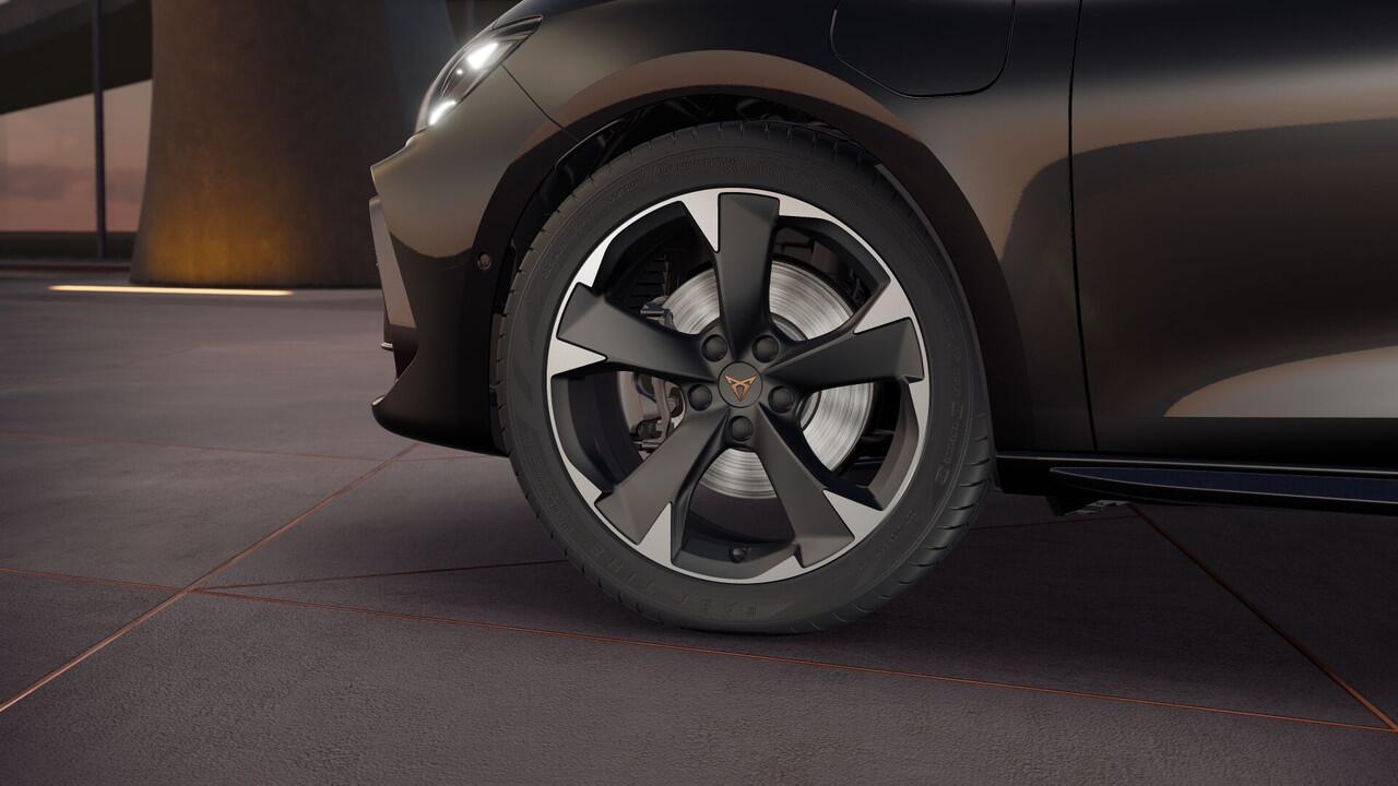 Cupra Leon 1.5 TSI e-Hybrid 204 6DSG Business | Achteruitrijcamera | Digitaal instrumentenpaneel (Virtual Cockpit) | Draadloze Apple CarPlay(TM), Android Auto(TM)