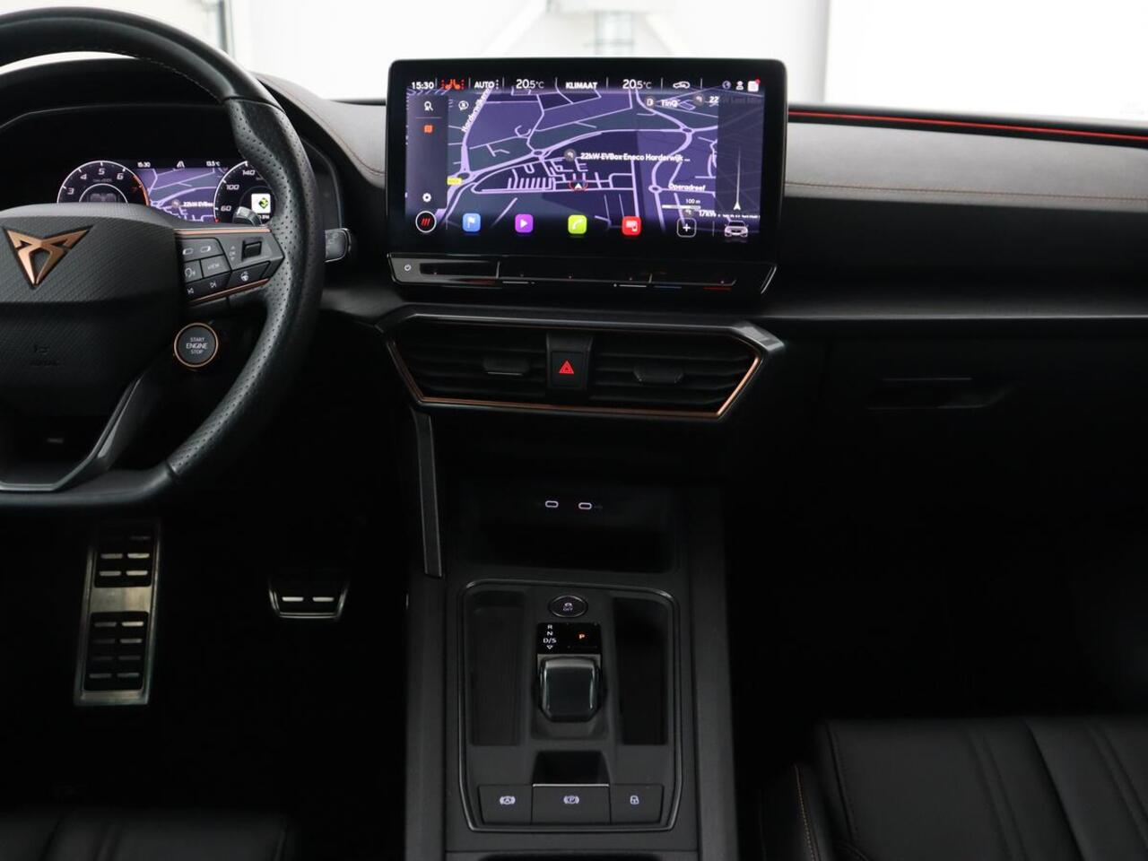 Cupra Leon 2.0 TSI Cup 4-DRIVE | 310pk | Trekhaak | Stoel & stuurverwarming | Carplay | Leder | Adaptive cruise | 19'' | CUP Sportstoelen | Navigatie | Full LED | Beats Pack | Keyless | Sfeerverlichting